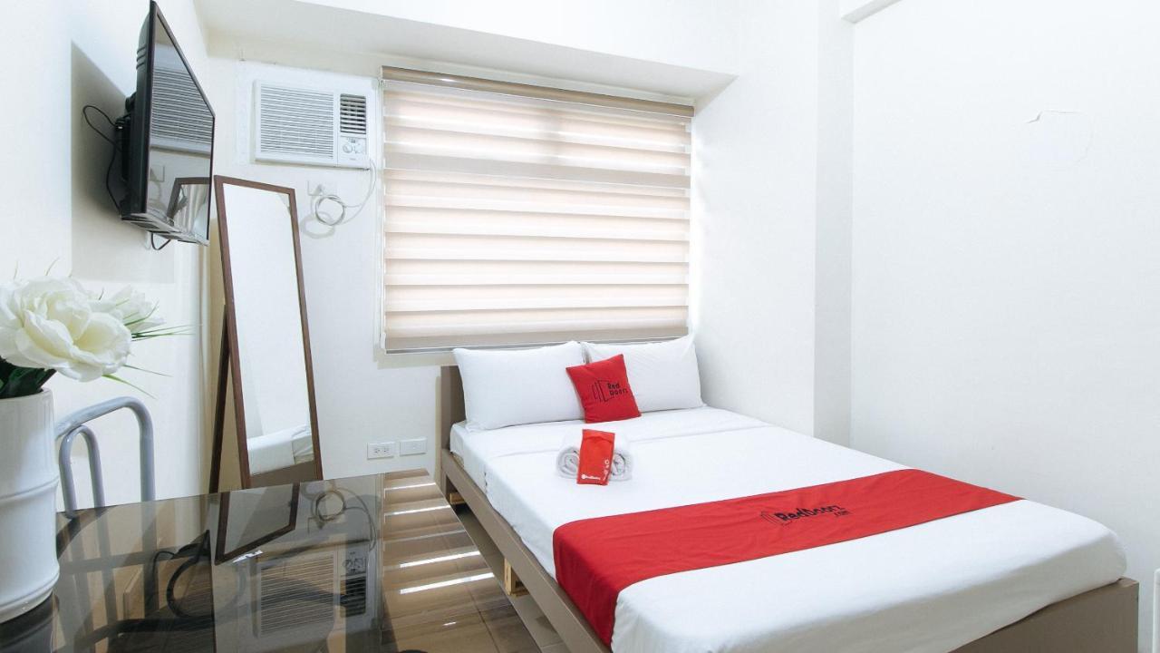RedDoorz Plus @ Urban Deca Tower Edsa 2 Mandaluyong Zewnętrze zdjęcie