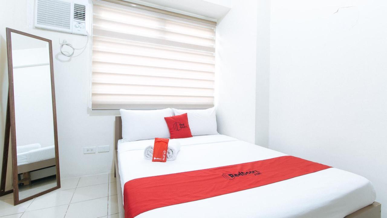 RedDoorz Plus @ Urban Deca Tower Edsa 2 Mandaluyong Zewnętrze zdjęcie