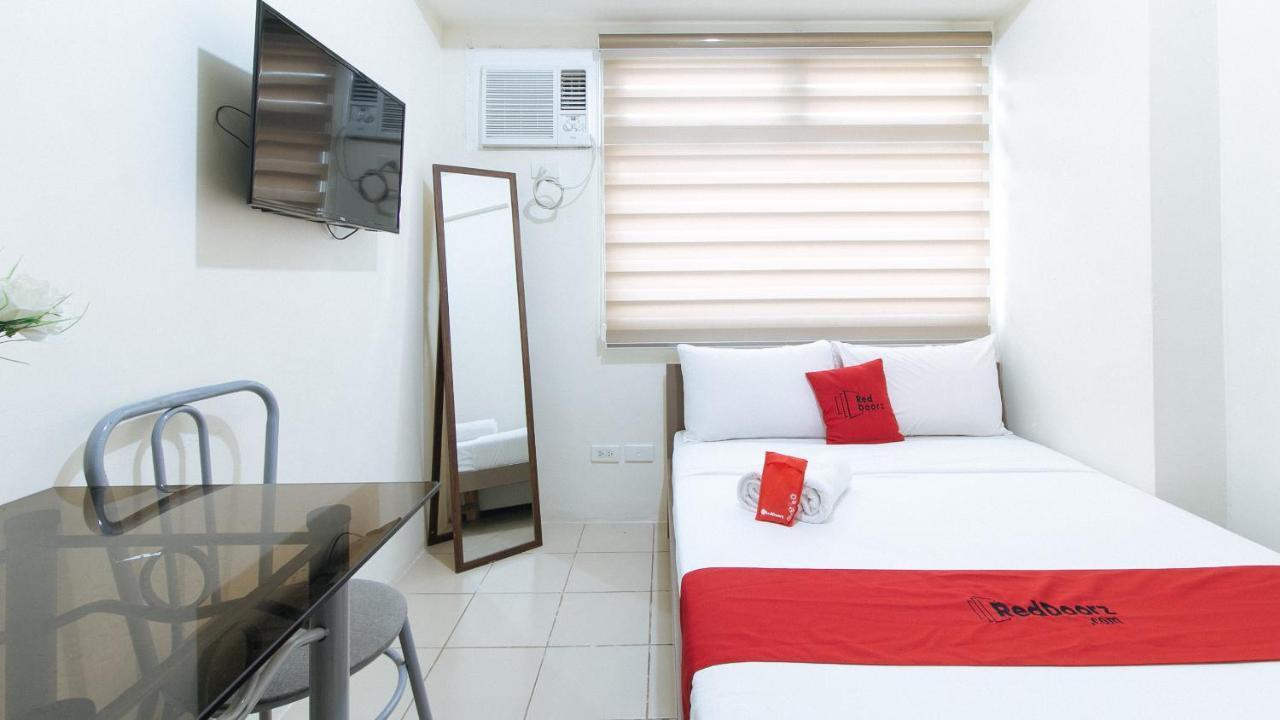 RedDoorz Plus @ Urban Deca Tower Edsa 2 Mandaluyong Zewnętrze zdjęcie